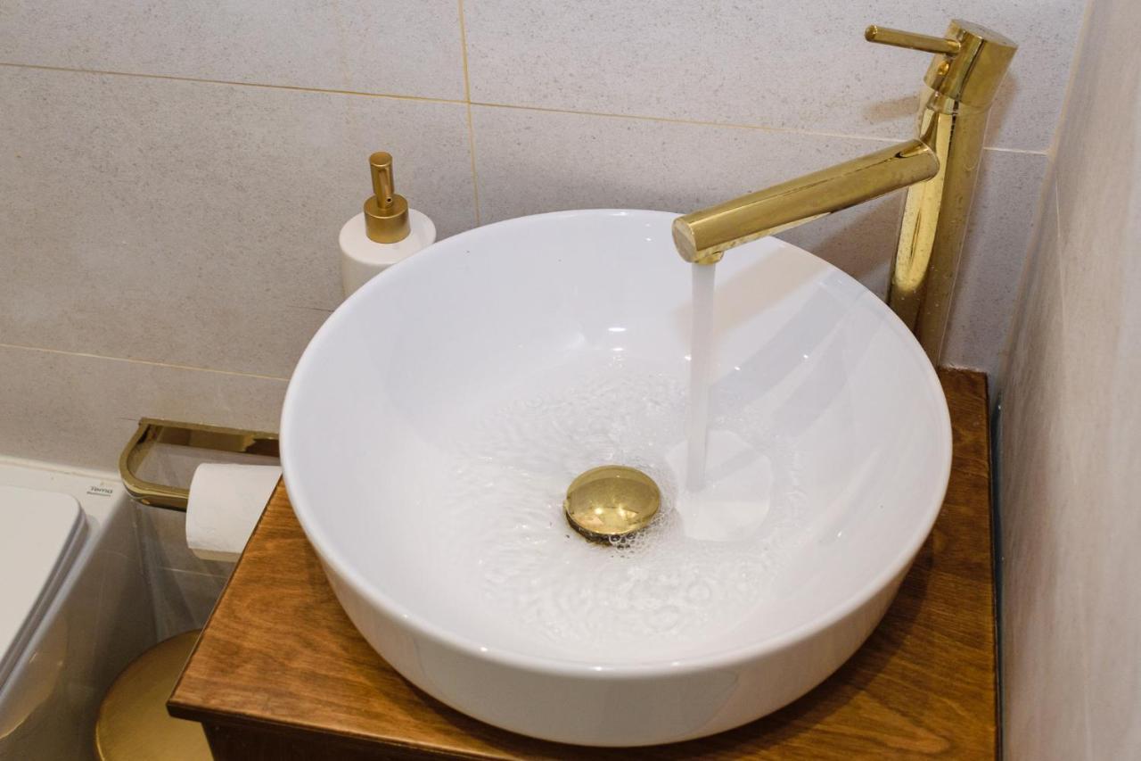 Teo Apartments Джорджополис Екстериор снимка
