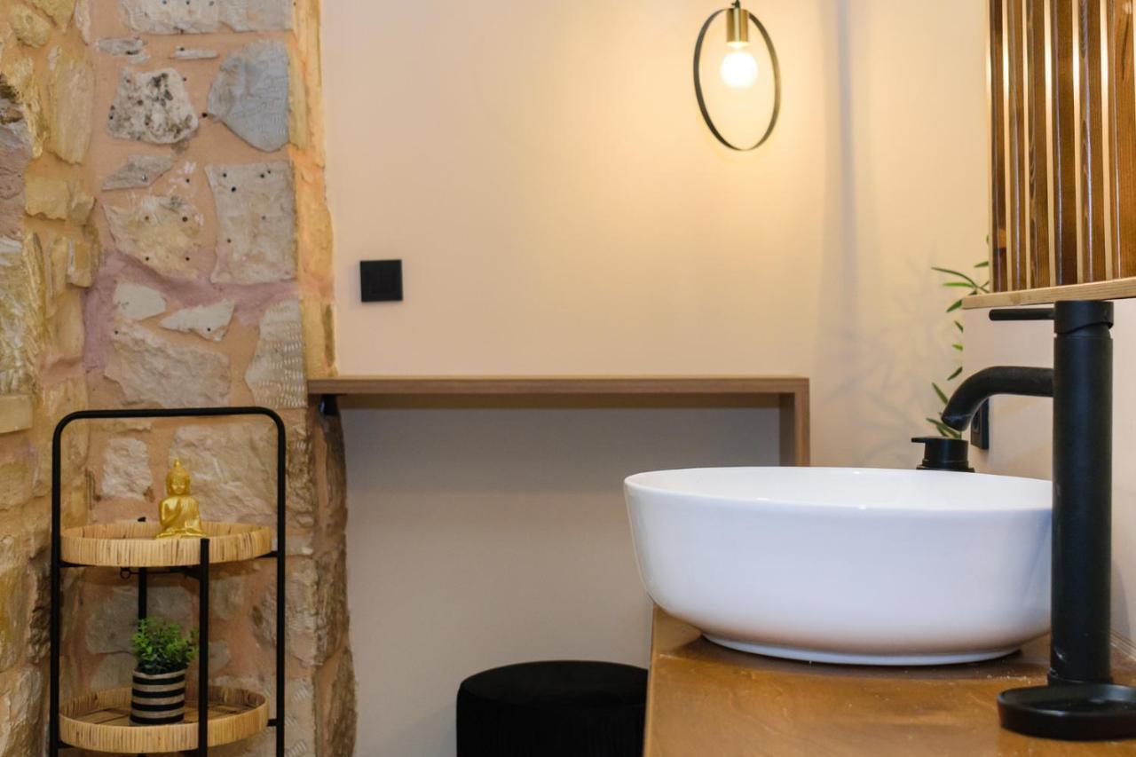 Teo Apartments Джорджополис Екстериор снимка