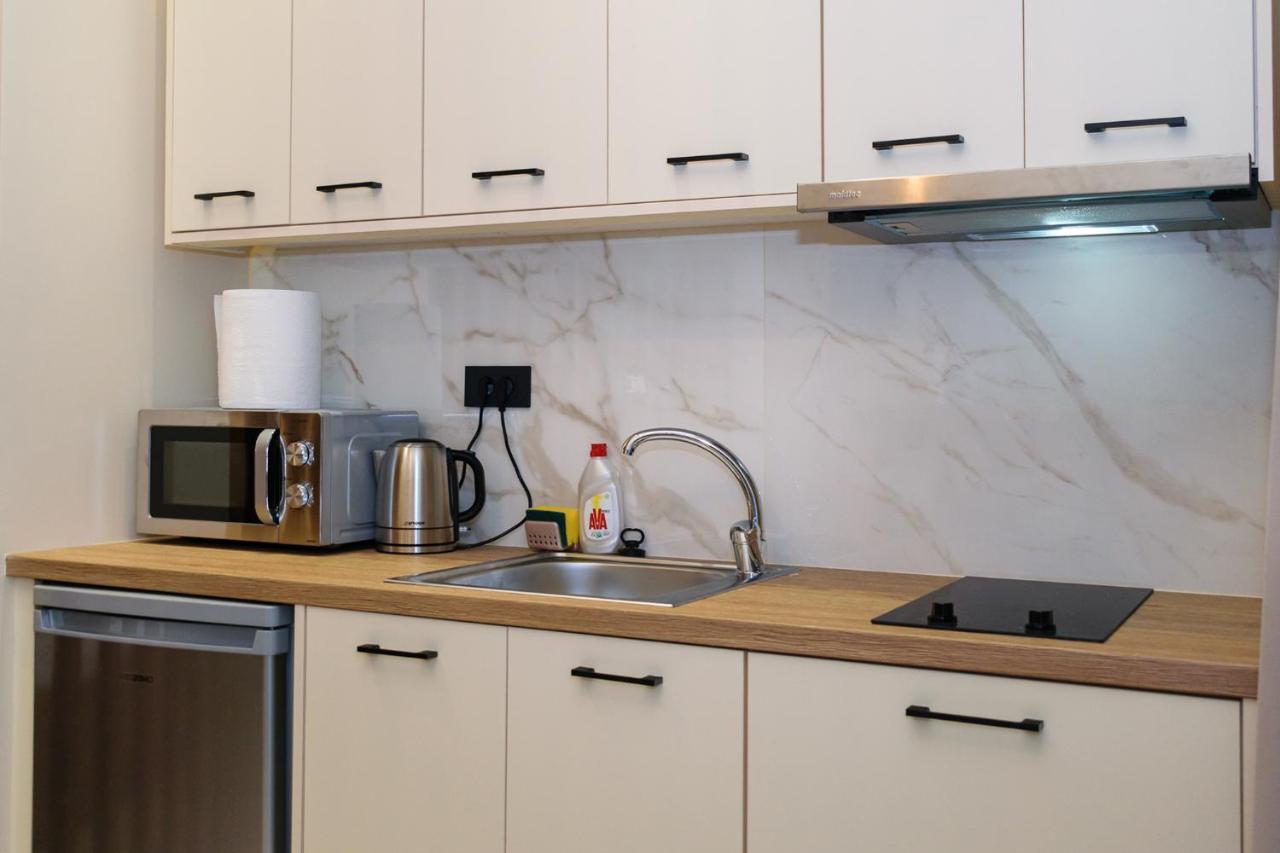 Teo Apartments Джорджополис Екстериор снимка